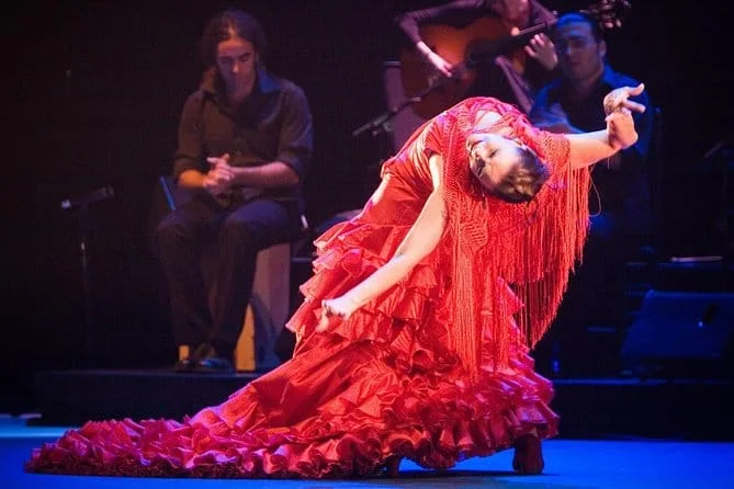 Barcelona: tapas, vinhos e flamenco