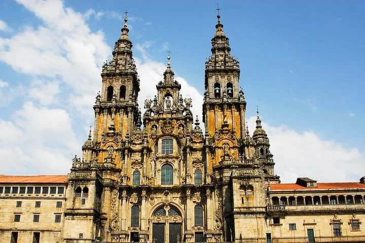 Santiago and Valença do Minho Full Day Private Tour