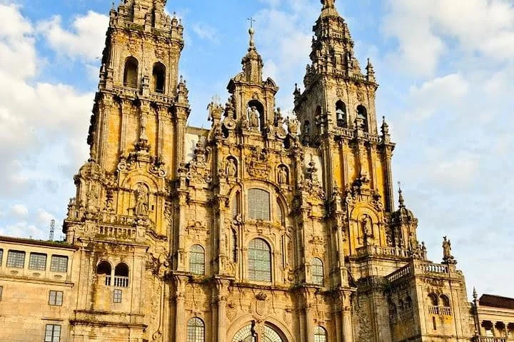 From Porto: Santiago and Valença do Minho Full Day Tour