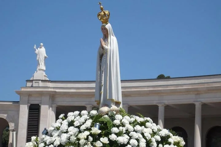 Fátima e Pastorinhos em privado do Porto