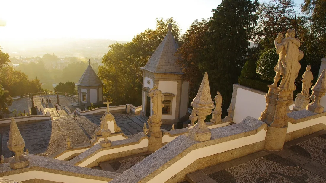 Guimarães e Braga com almoço e entradas